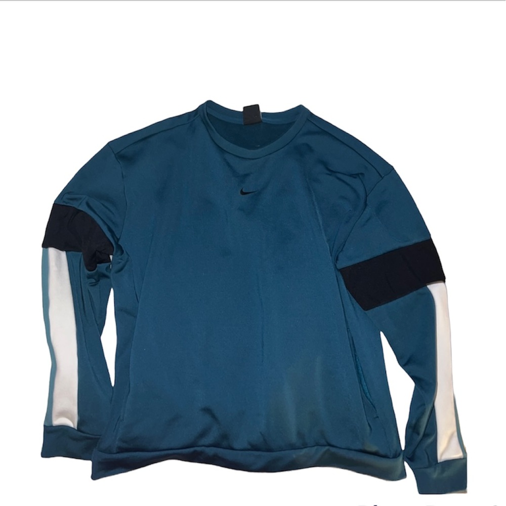 NWOT Nike Crew Neck Size S